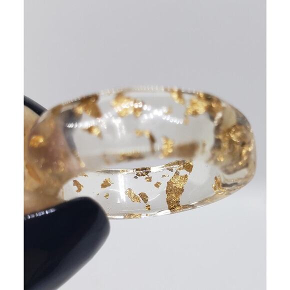 Vintage Clear Lucite Resin Ring Genuine Real Gold Leaf Flakes Inlaid Handmade - Picture 2 of 7